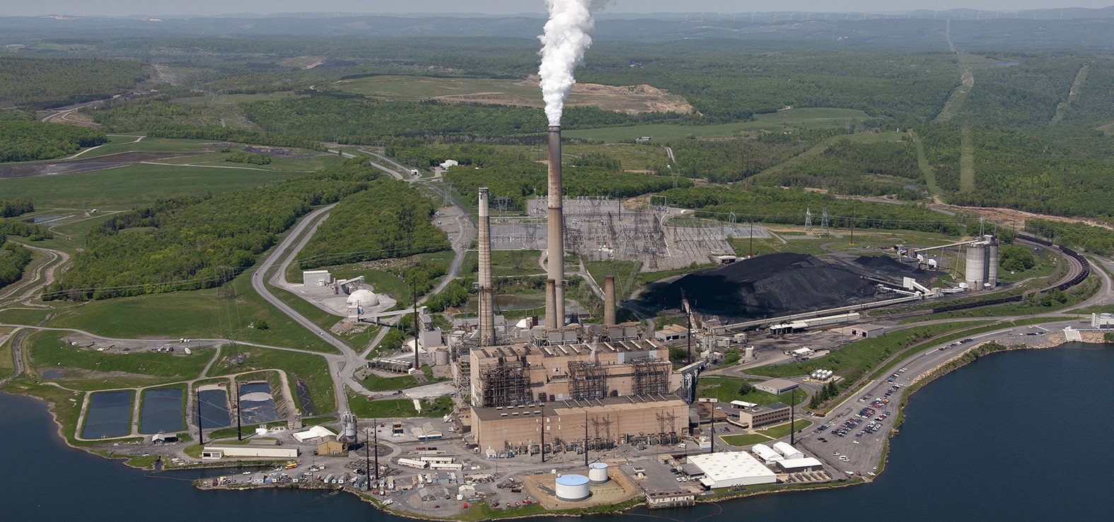 US electric co-ops oppose proposed power plant rule - Co-operative News